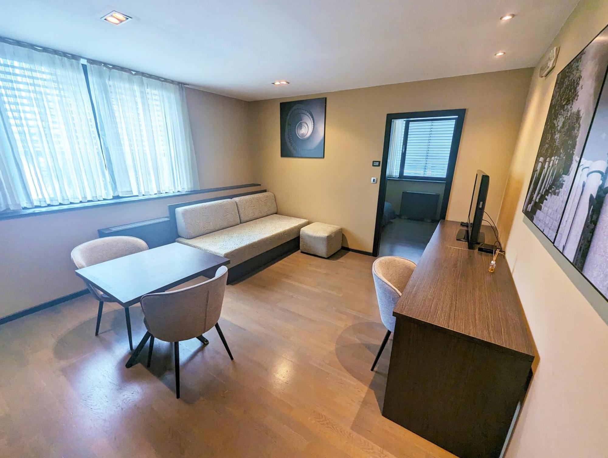 Nitro Rooms Ljubljana Luaran gambar